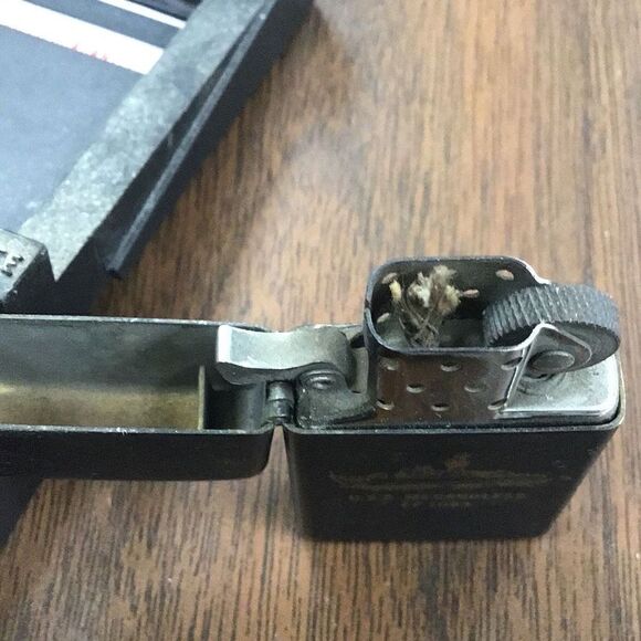 Zippo, vintage navy dock style, USS McDaniels, fast frigate, 1084 light use - Picture 4 of 7